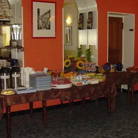 Le Saint Domingue Hotel Die